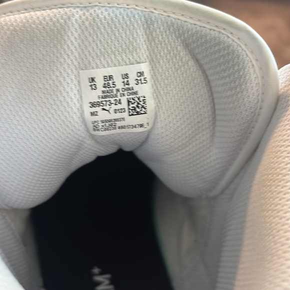 Men’s hightop Puma Sneakers - Picture 5 of 5